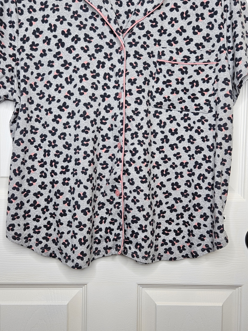 kate spade Gray Floral Print Shorts Pajama Set Pink Accents Summer Pajamas XL - Picture 5 of 16
